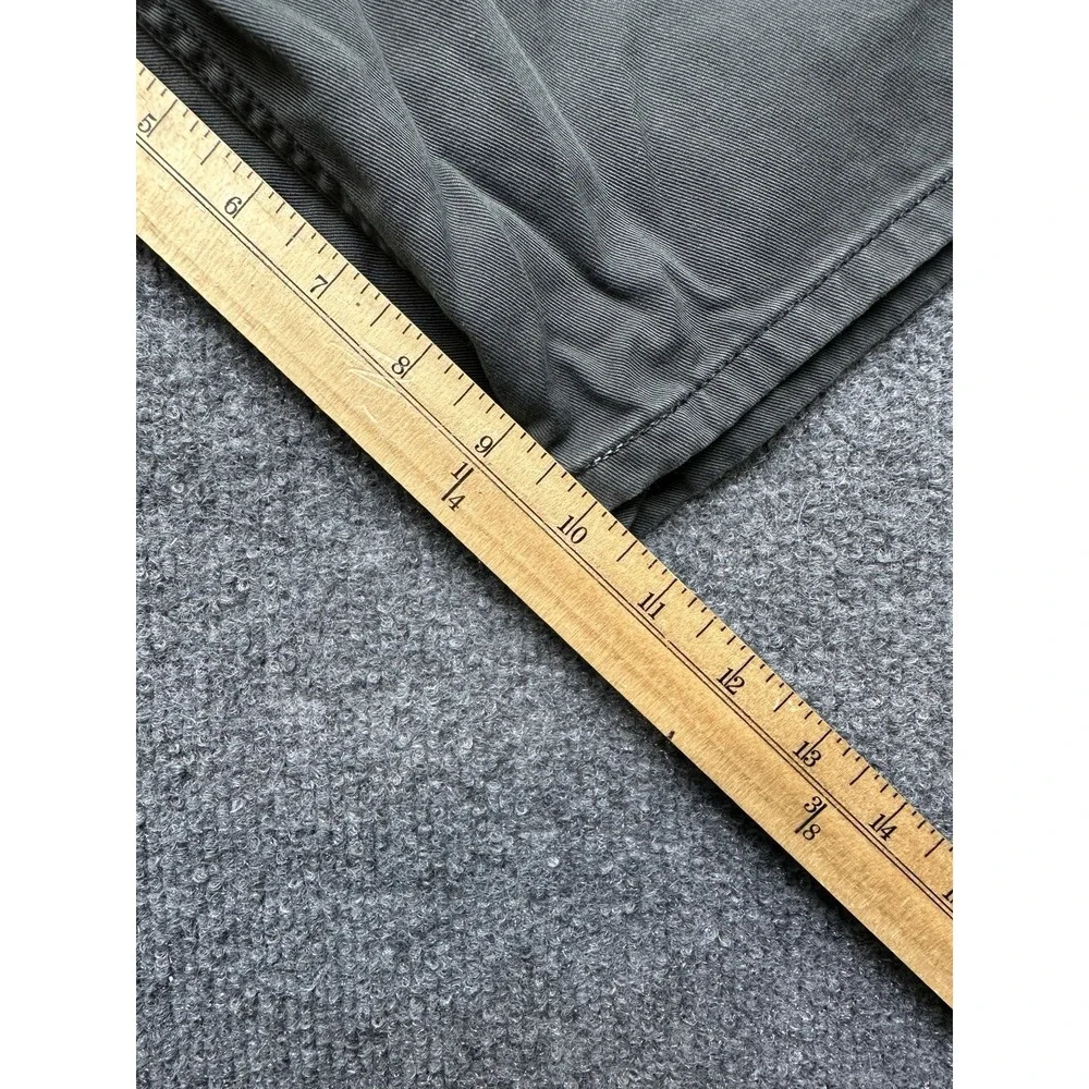 Levi's Gray Cargo Shorts‎ Size 36 Baggy Y2K Skater